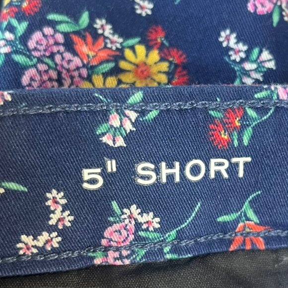 St Johns Bay Floral Shorts Womens 12 Blue New 5" Mid Rise Summer - Picture 10 of 15